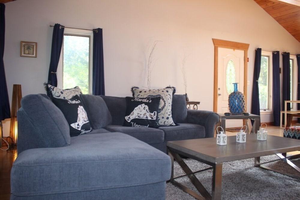 Gorgeous 3bd/2ba Vacation House in the Vineyard