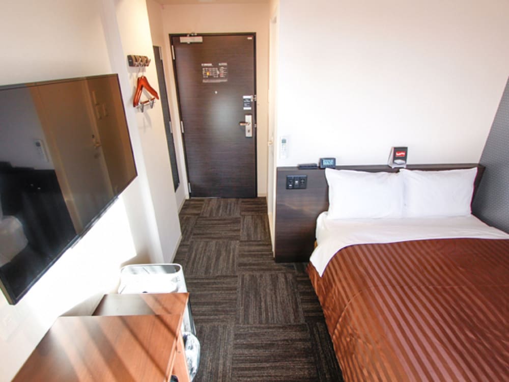 Hotel Livemax Osaka Kadoma