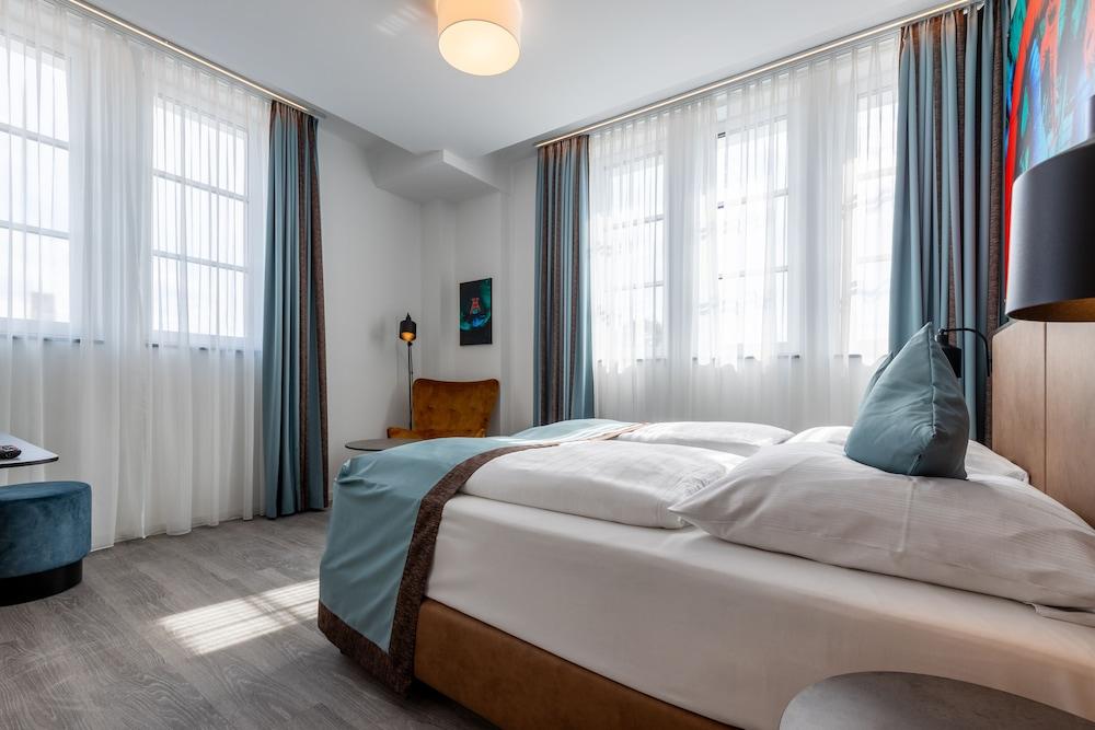 Trip Inn Living & Suites