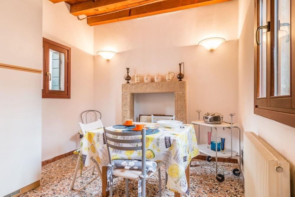 LionHost Ruga Giuffa 4834