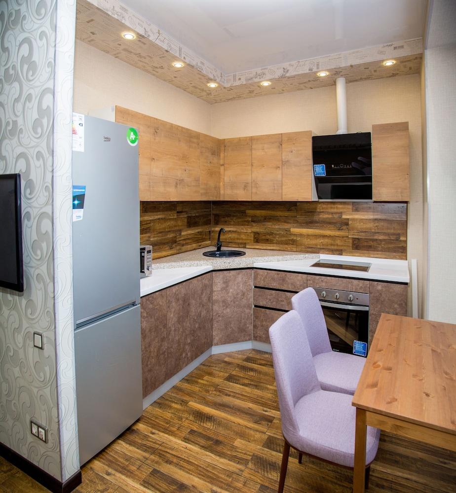 Apartment on Komarova 58-1a