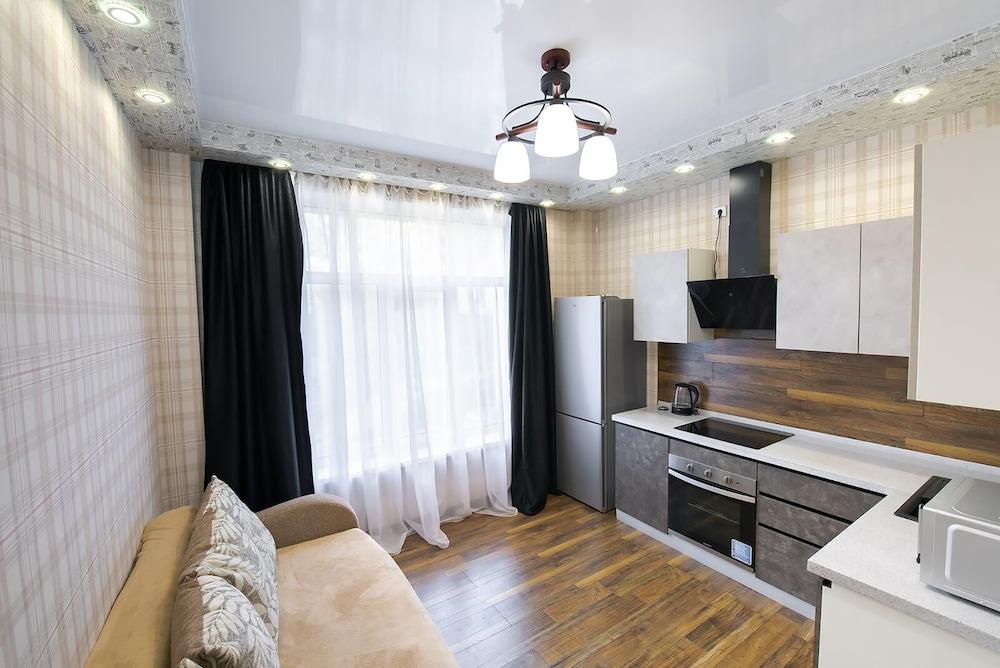 Apartment on Komarova 58-1b