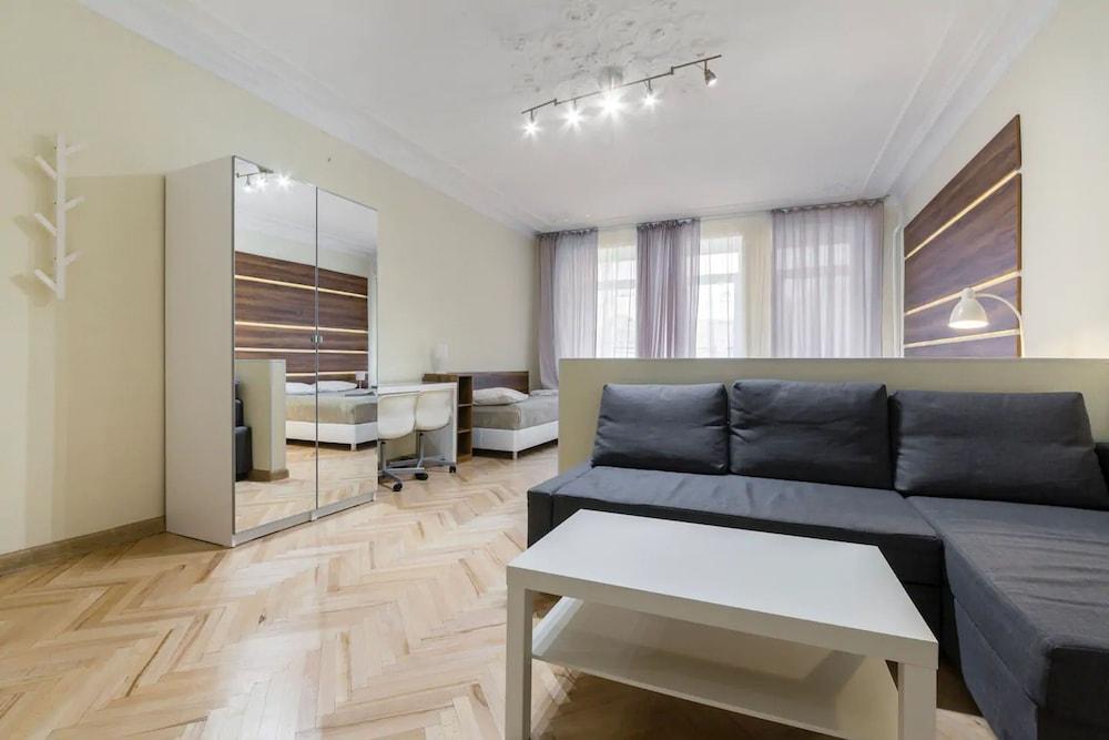 Apartment on Gorokhovaya