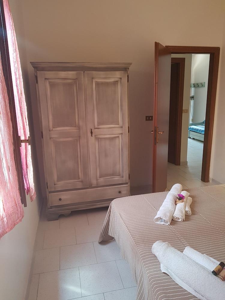 Costa Paradiso Residence