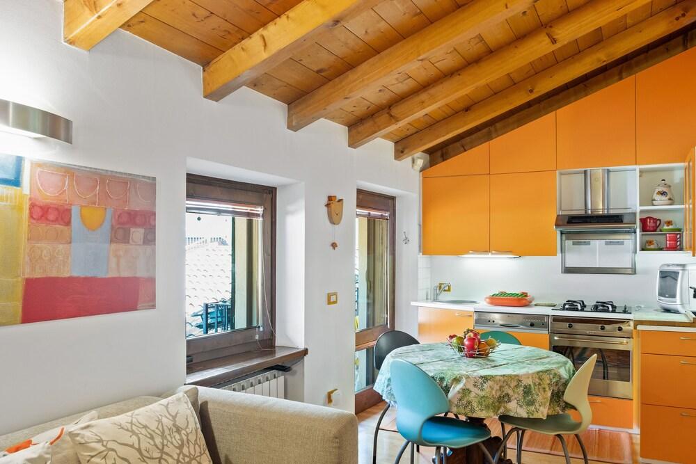 Porta Vescovo Colourful Flat