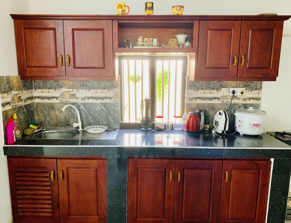 MICHS Beach Villa - Maggona