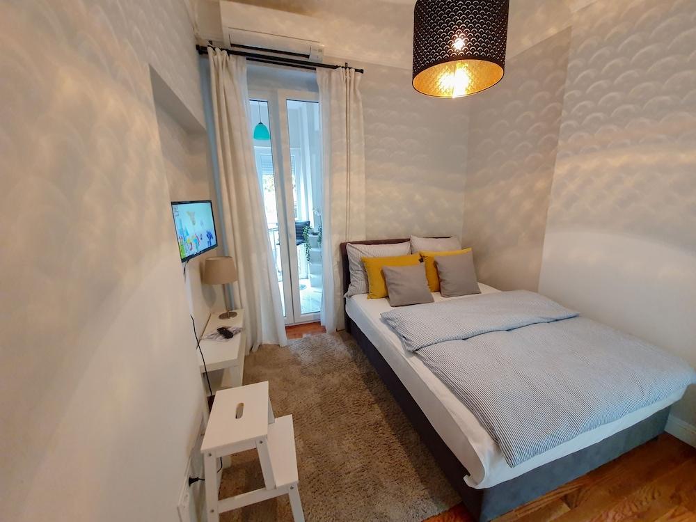 Srecko Centar Apartment