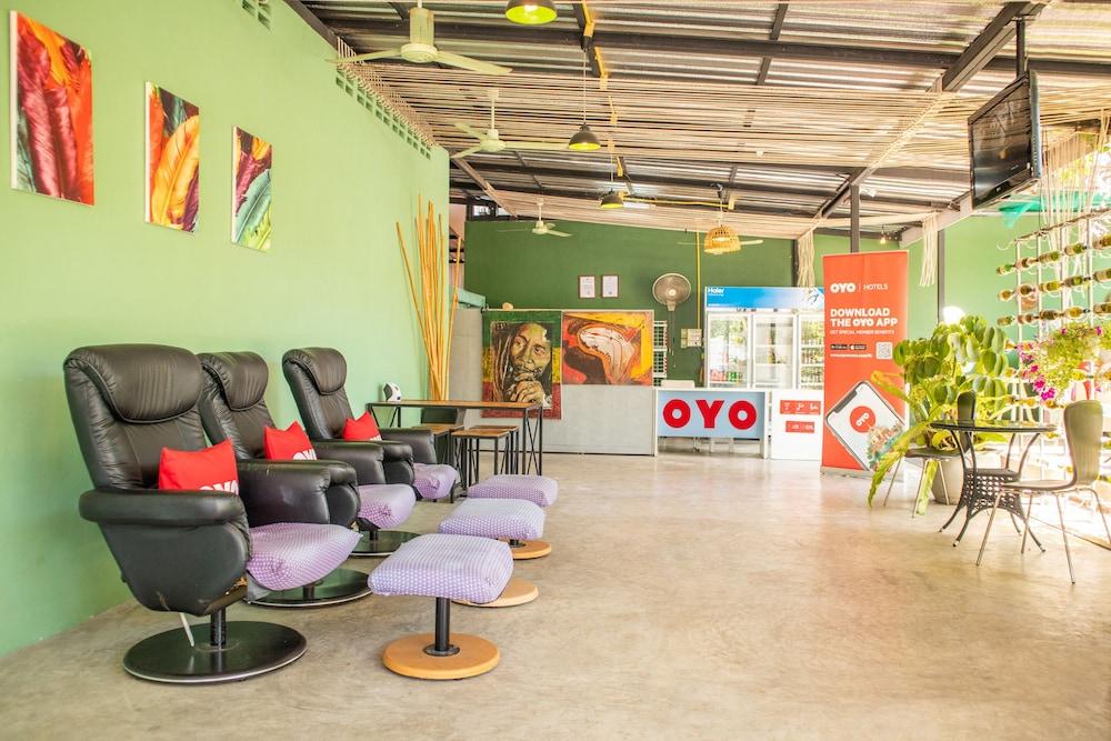 OYO 617 Tira Hostel @ Chalong Phuket