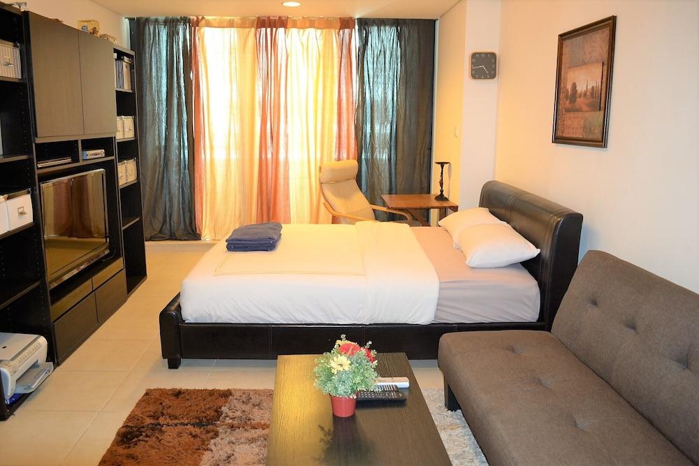 Ascapes Goldcrest Views 2 Tower