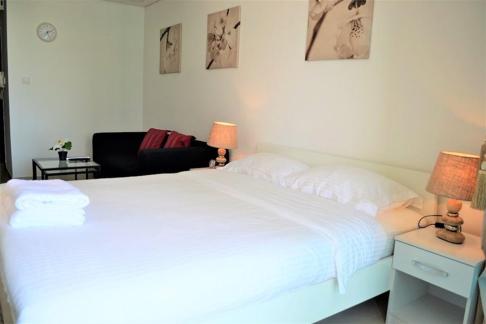 Ascapes Goldcrest Views 2 Tower