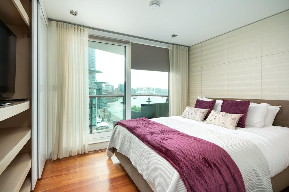River view Luxury 3bed flat with views