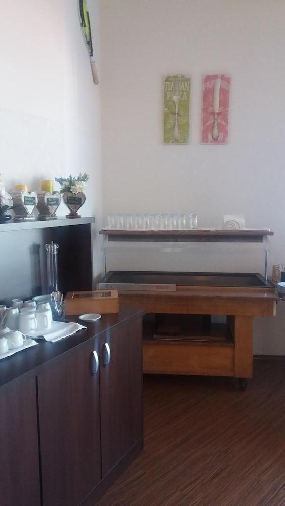 Hotel & Tenniscenter Khail