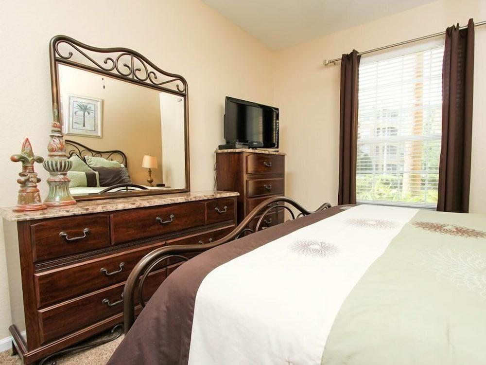 Ground Floor 3 Bedroom 2 Bath Luxury Condo