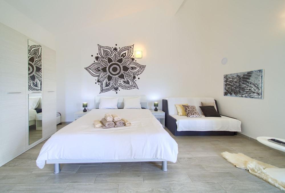 Apartments Mali Nono