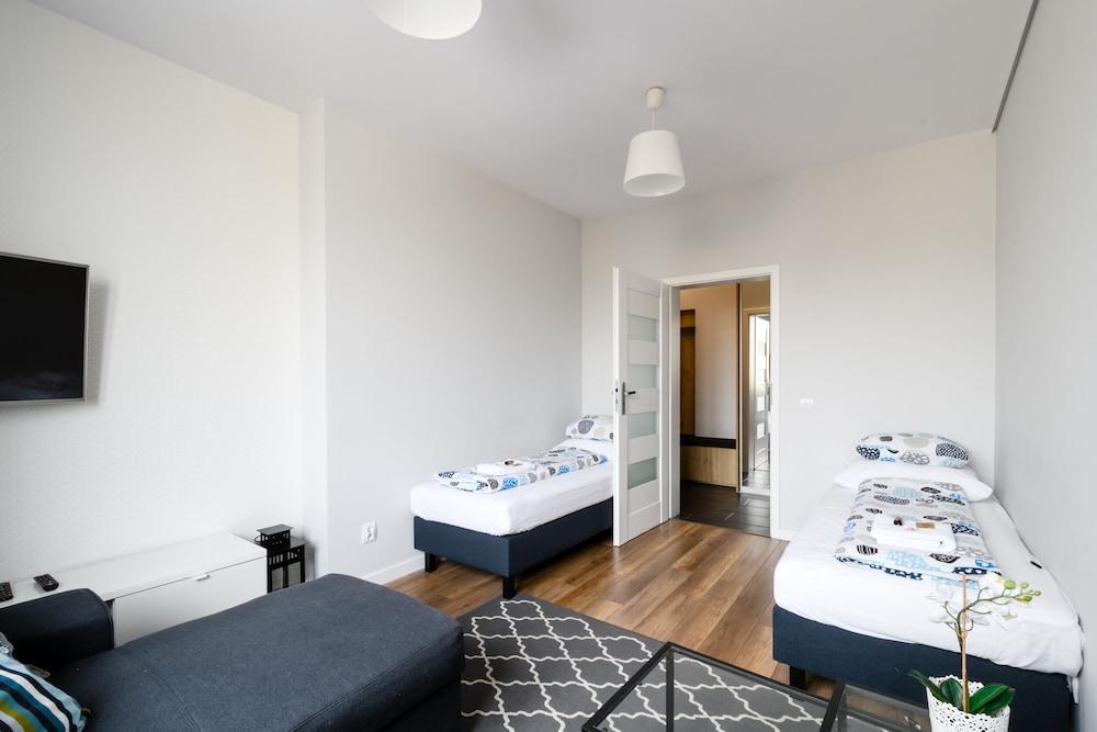 Labo Apartment Tamka