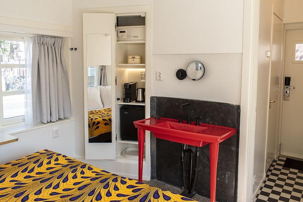 SWEETS - Van Hallbrug