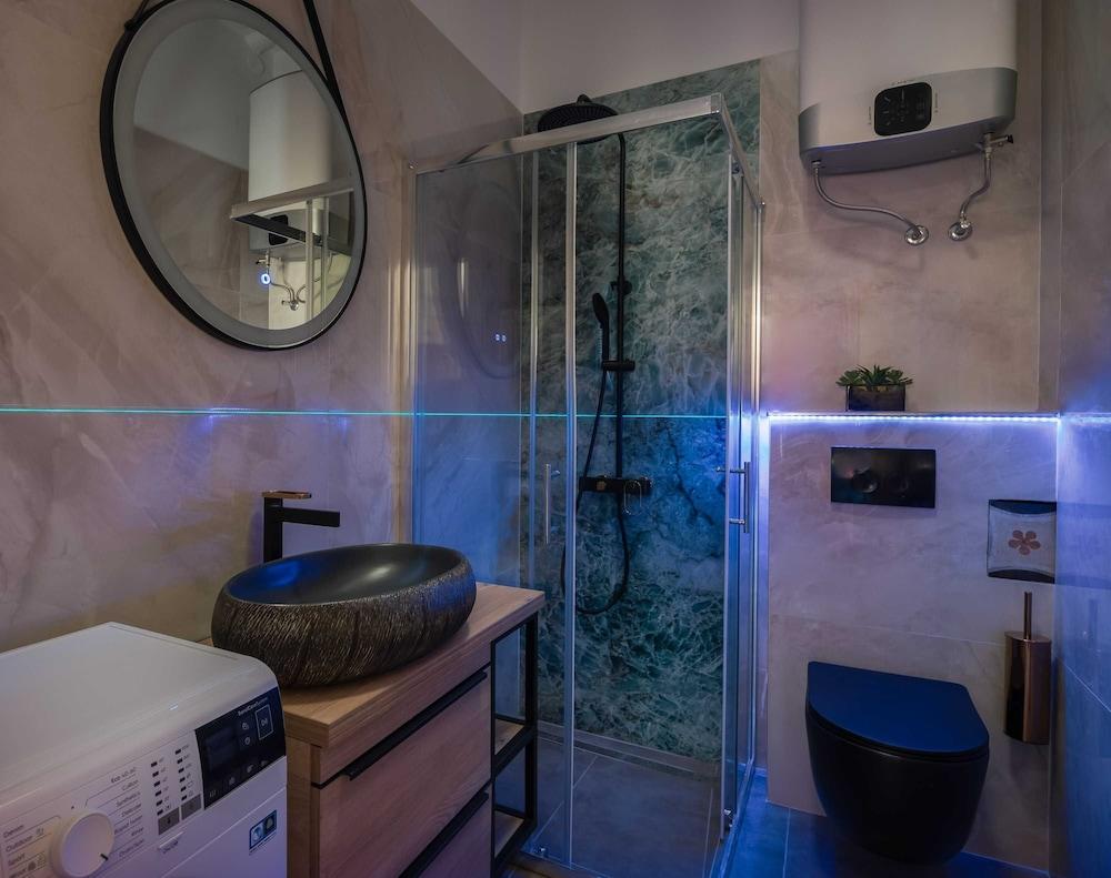 Luxury apartment Toni with patio in the heart of Split