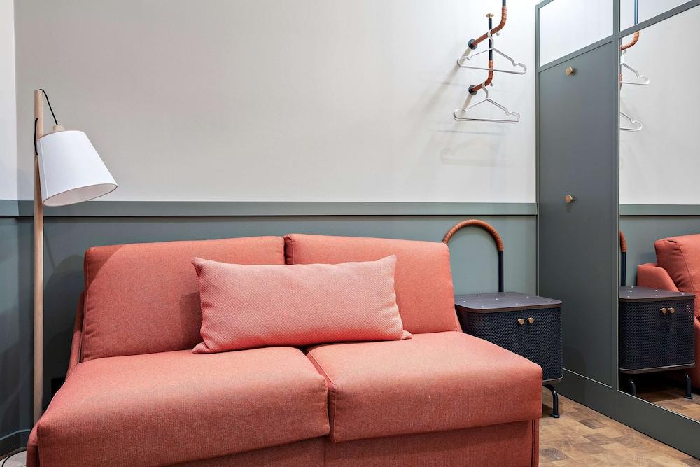 Best Western Hotel at 108