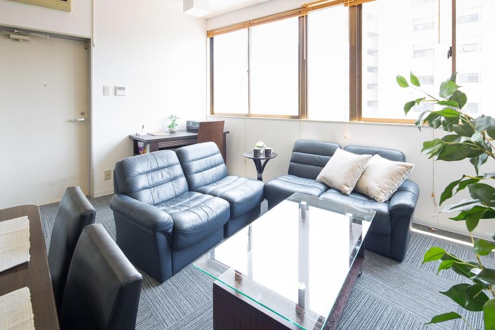 Sakamoto Building 4F