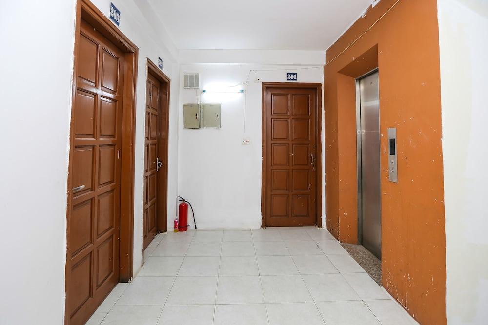 OYO 599 Tay Do Hotel