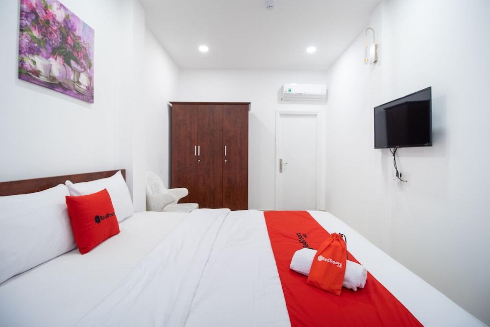 RedDoorz @ Le Van Sy Street 3