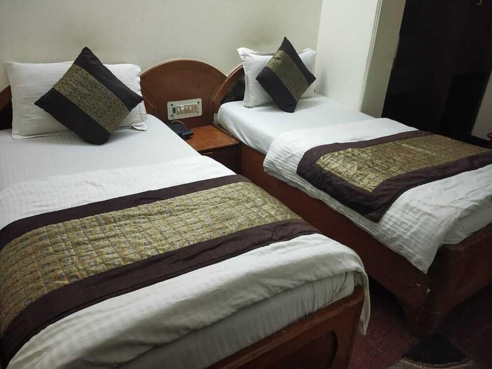 ADB Rooms Vardhman Inn