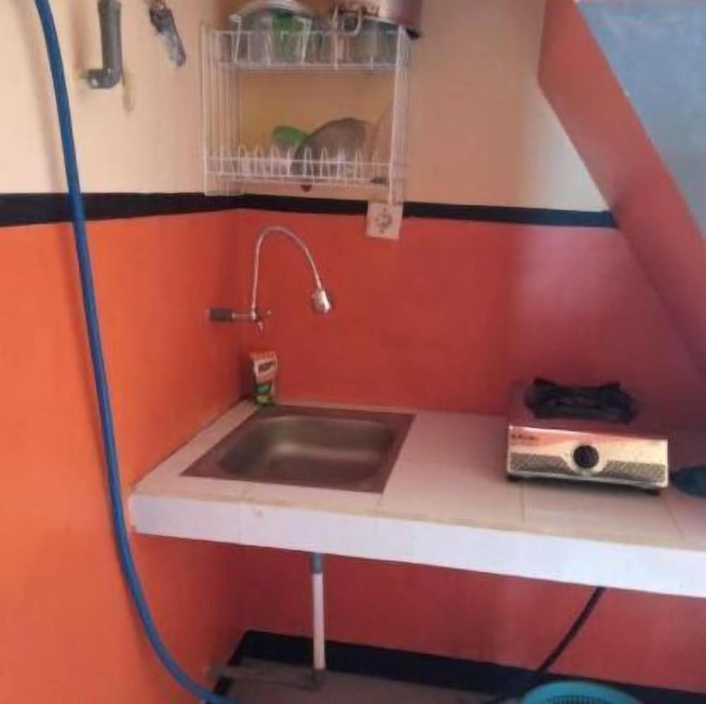 Penginapan Indah Lestari