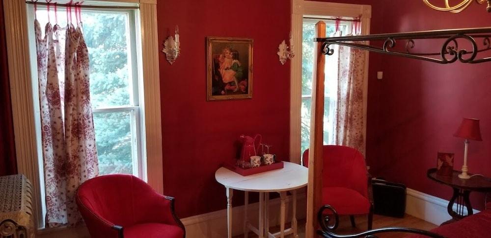 Historic Victorian Inn