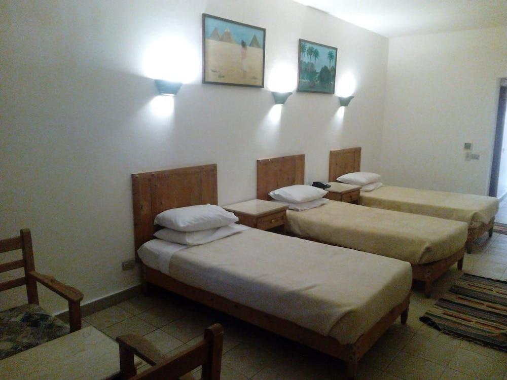 Morgenland Holly Village