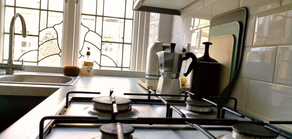 Heritage Millworkers Cosy Cottage