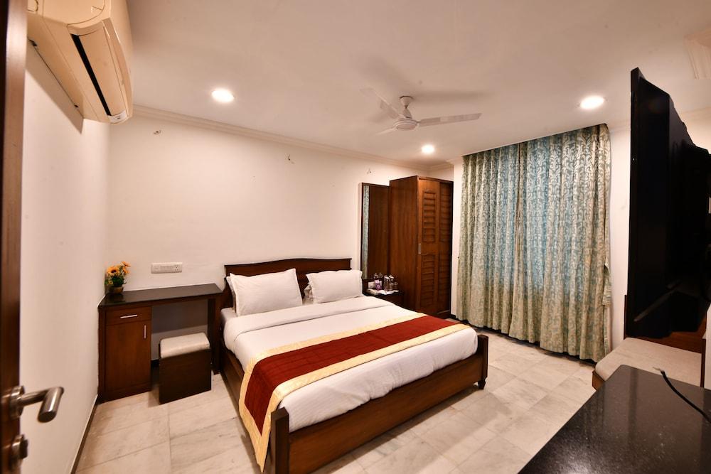 Click White House Residency Vadodara