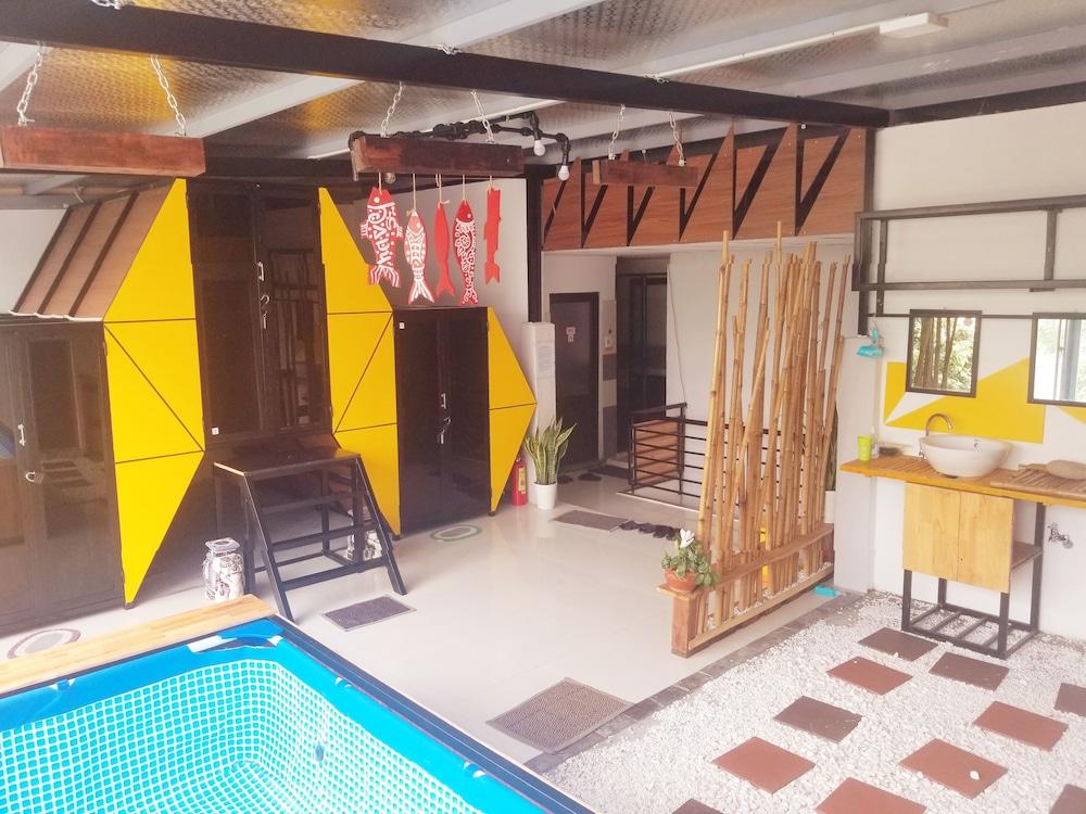 Codo Bee Capsule Garden - Hostel