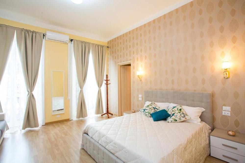 BQ House Castello Luxury Rooms