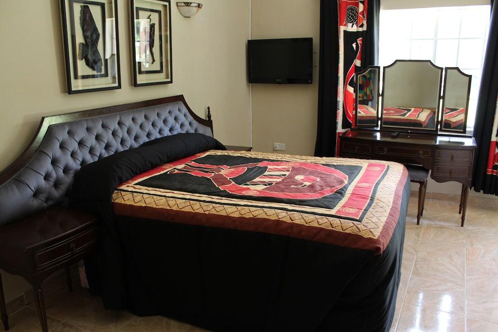 Macheke Lodges & Conference Centre