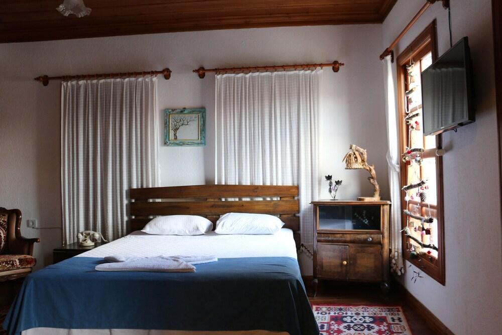 Otel Manolian Şirince