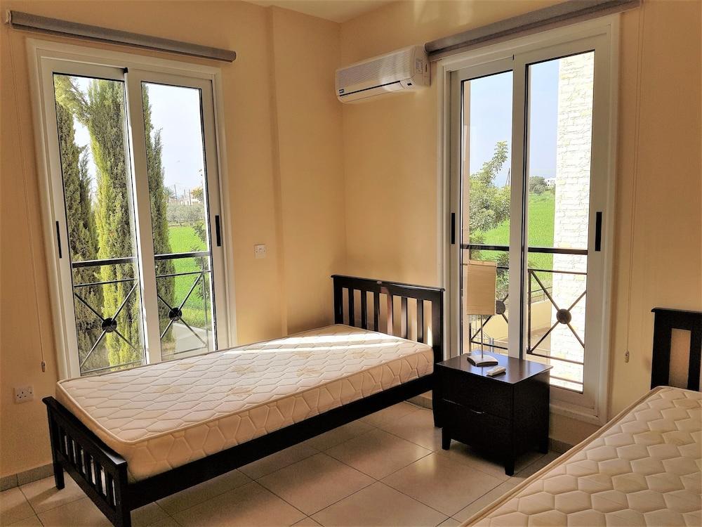 Mazotos Panoramic Village