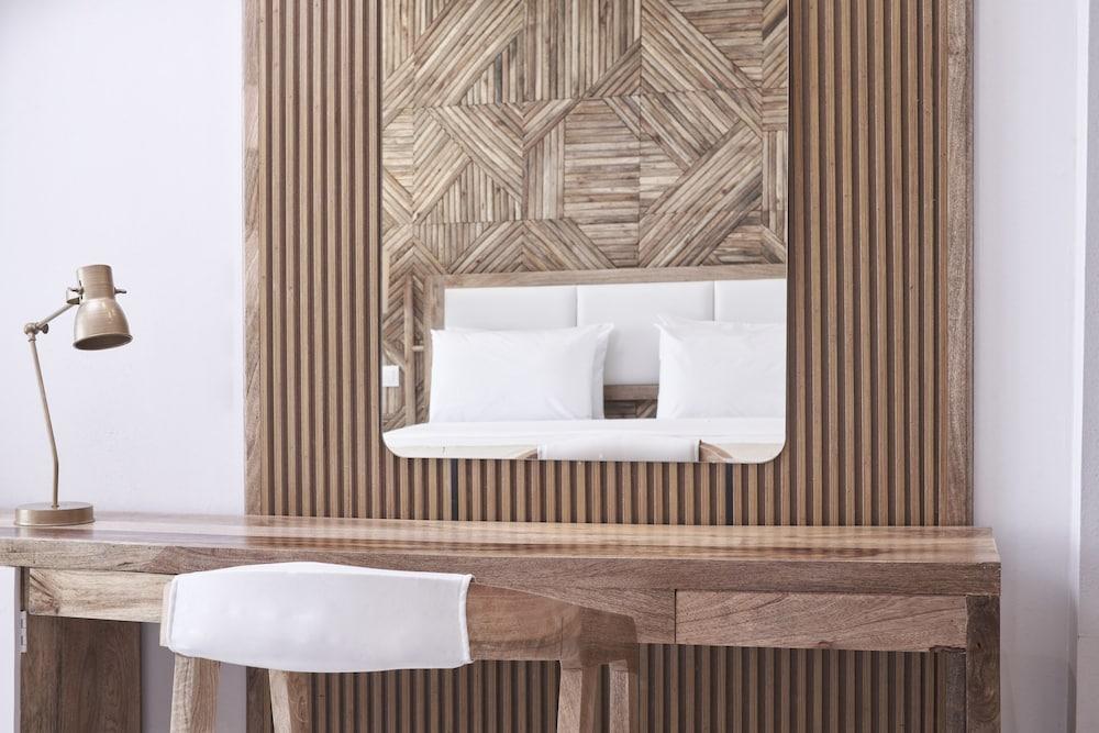 Mythos Palace Resort - Adults only