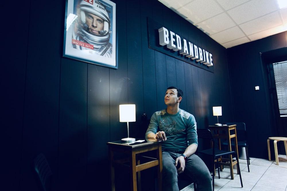 BEDANDBIKE LOFT - Hostel