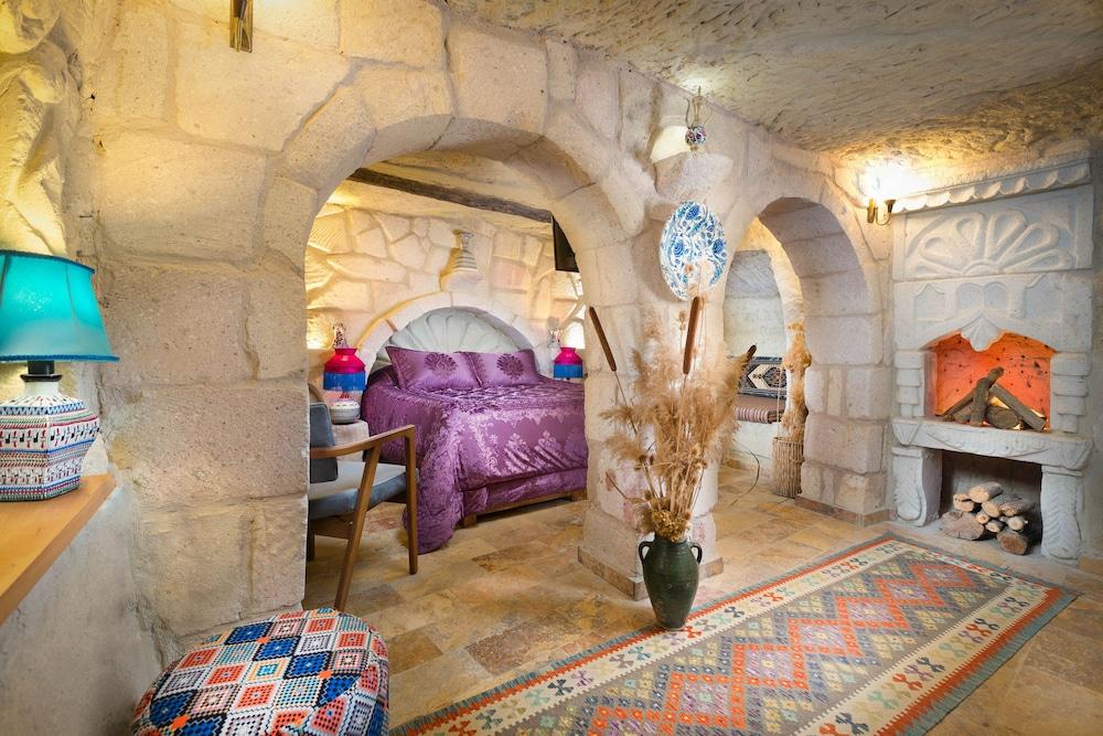 Cappadocia Splendid Cave Hotel