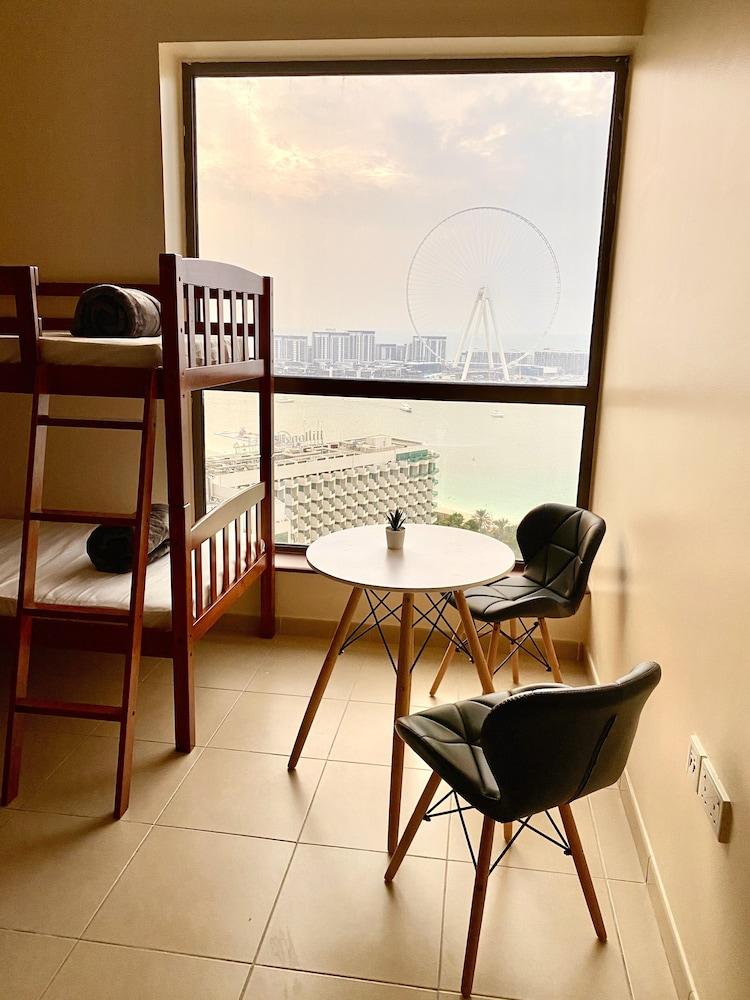 Bombay Backpackers DXB - Adults Only