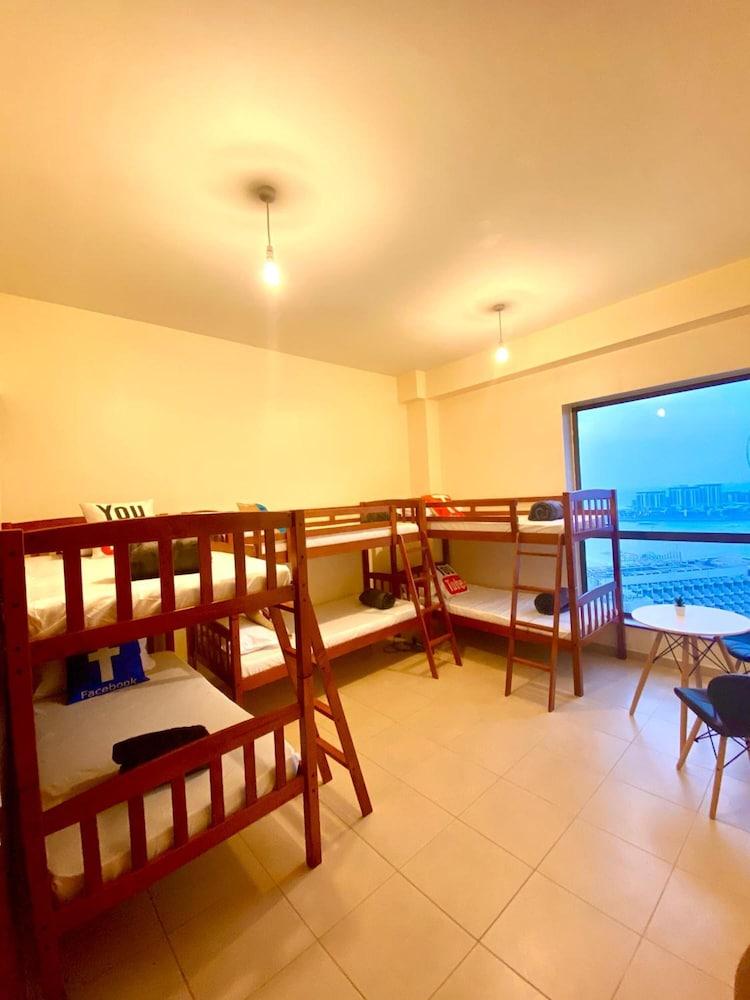 Bombay Backpackers DXB - Adults Only