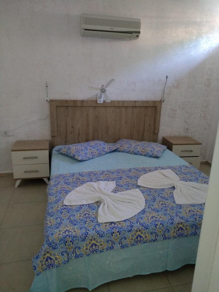 Paddys Apartments Hisarönü