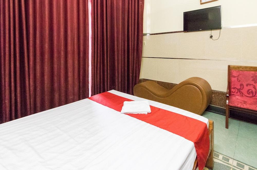 SPOT ON 679 Truc Dao Hotel