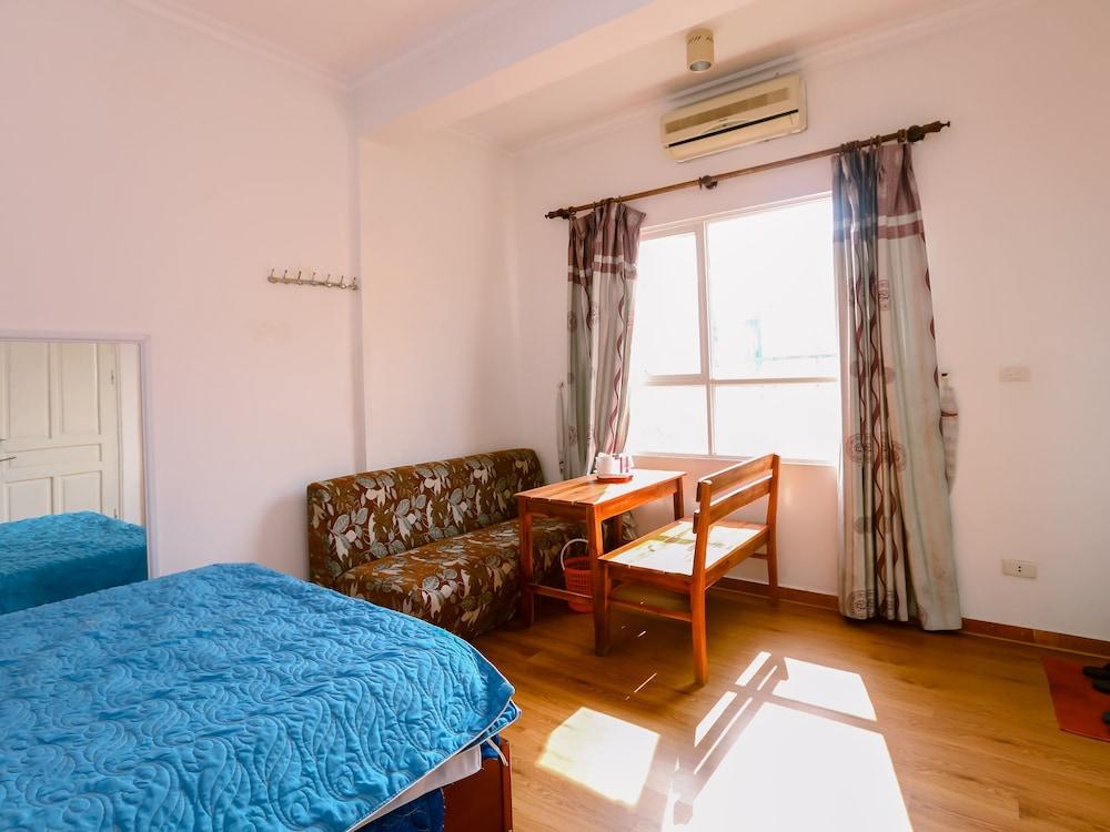 OYO 575 Van Xuan Hotel