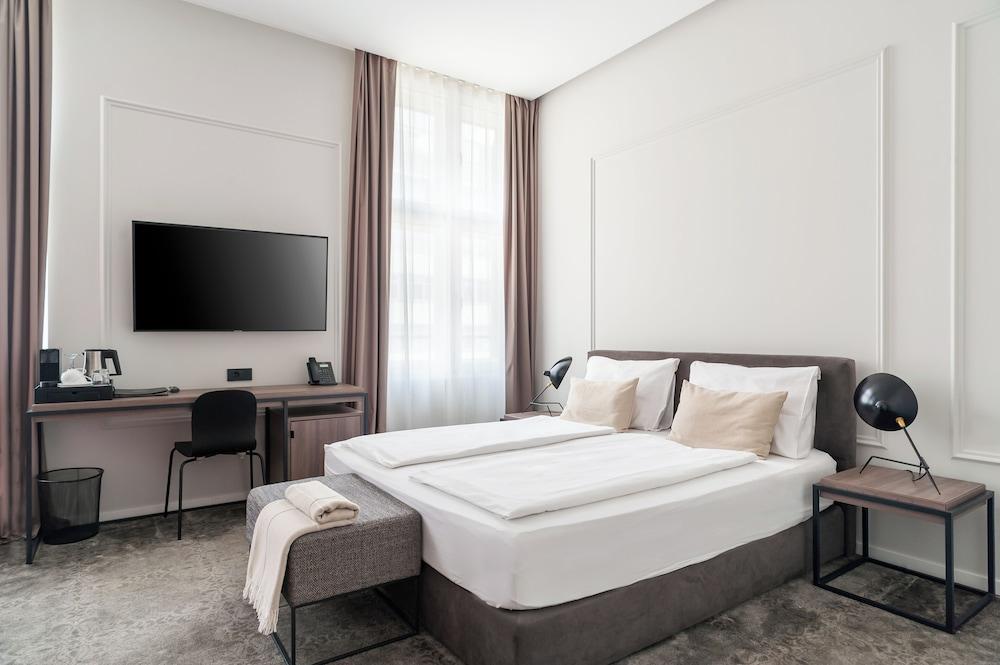 Manda Heritage Hotel