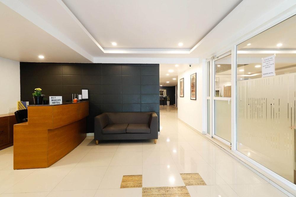 Capital O 62688 Makers Hotel