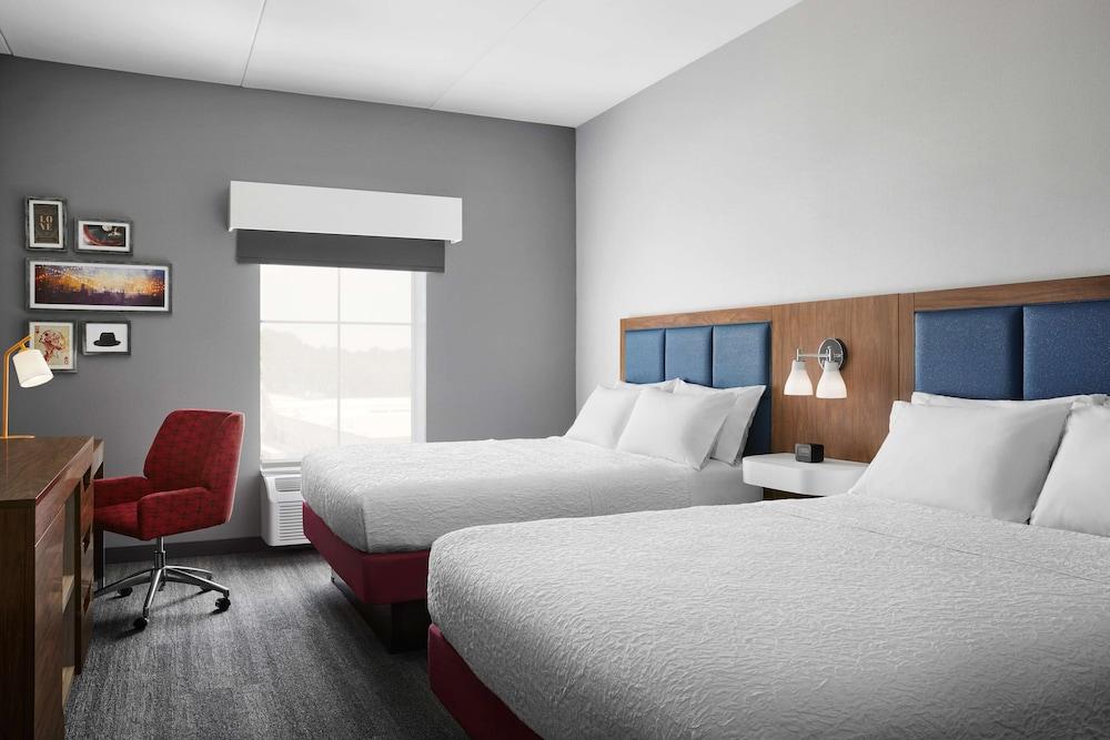 Hampton Inn & Suites Charlotte Steele Creek