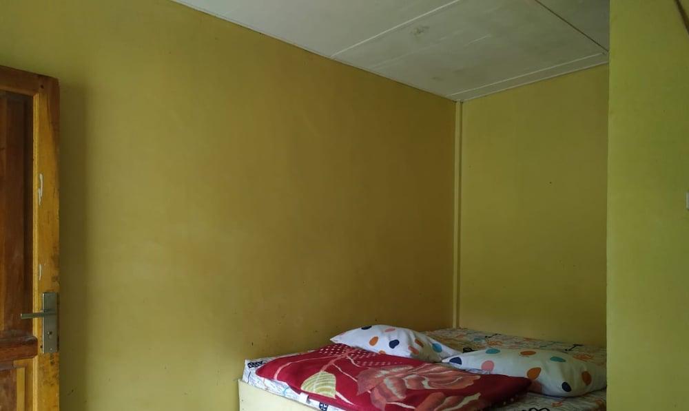 Penginapan Imanuel Lau Gara by Zuzu