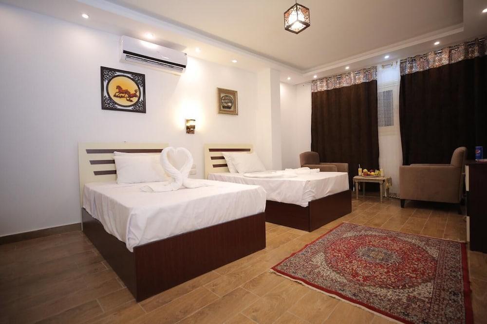 The Lotus Guest House - 3 Pyramids View