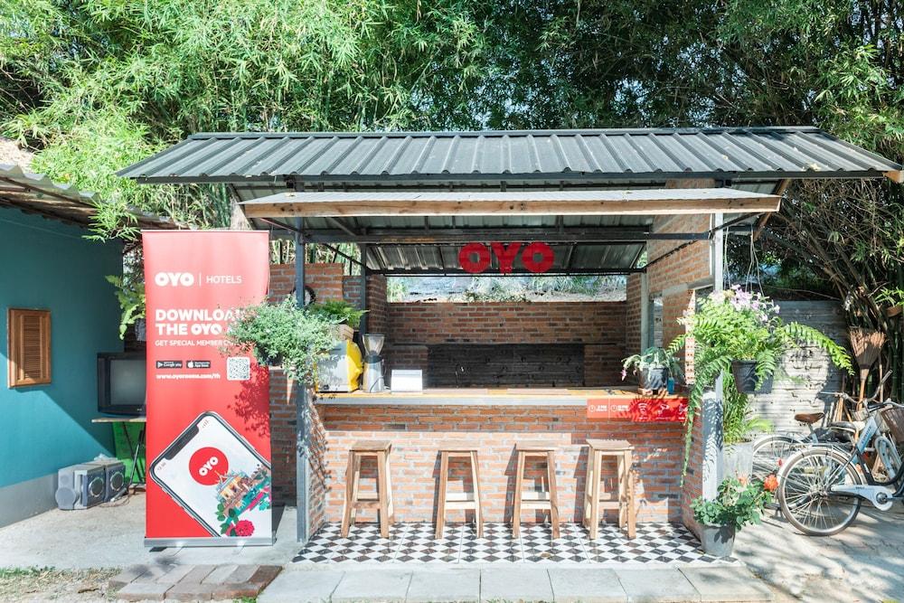 OYO 554 Old Town Boutique Hostel